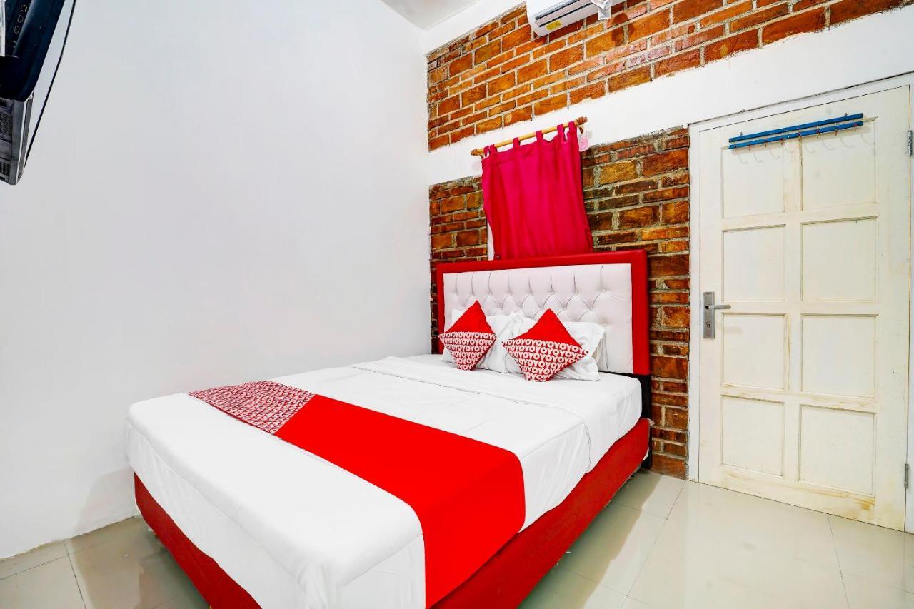 Super Oyo 91173 Guesthouse King Puntodewo Pakualaman Екстериор снимка