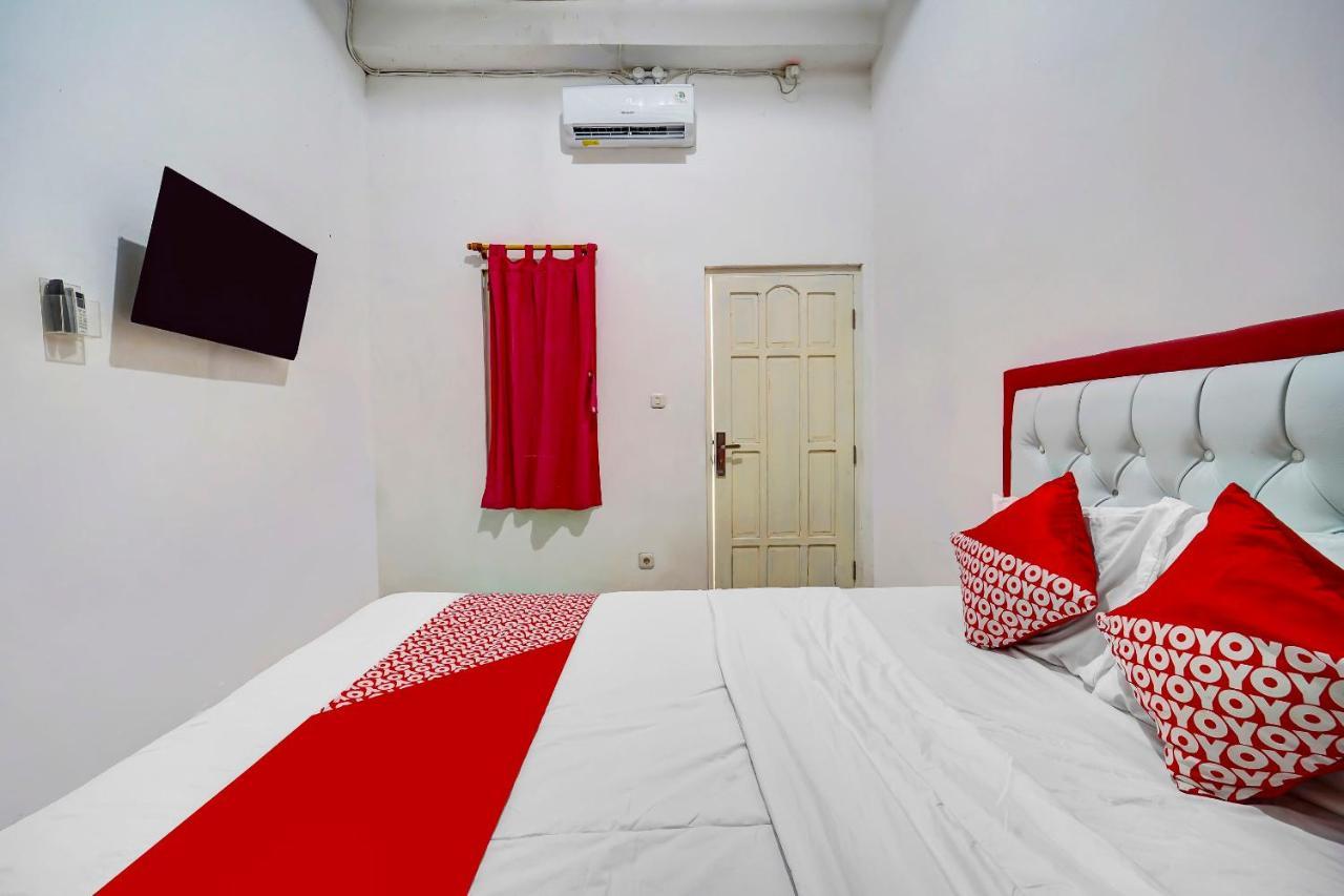 Super Oyo 91173 Guesthouse King Puntodewo Pakualaman Екстериор снимка