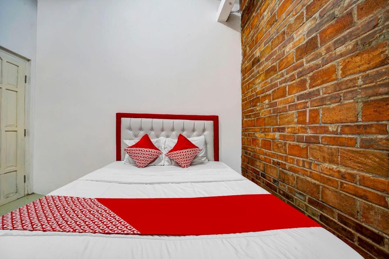 Super Oyo 91173 Guesthouse King Puntodewo Pakualaman Екстериор снимка