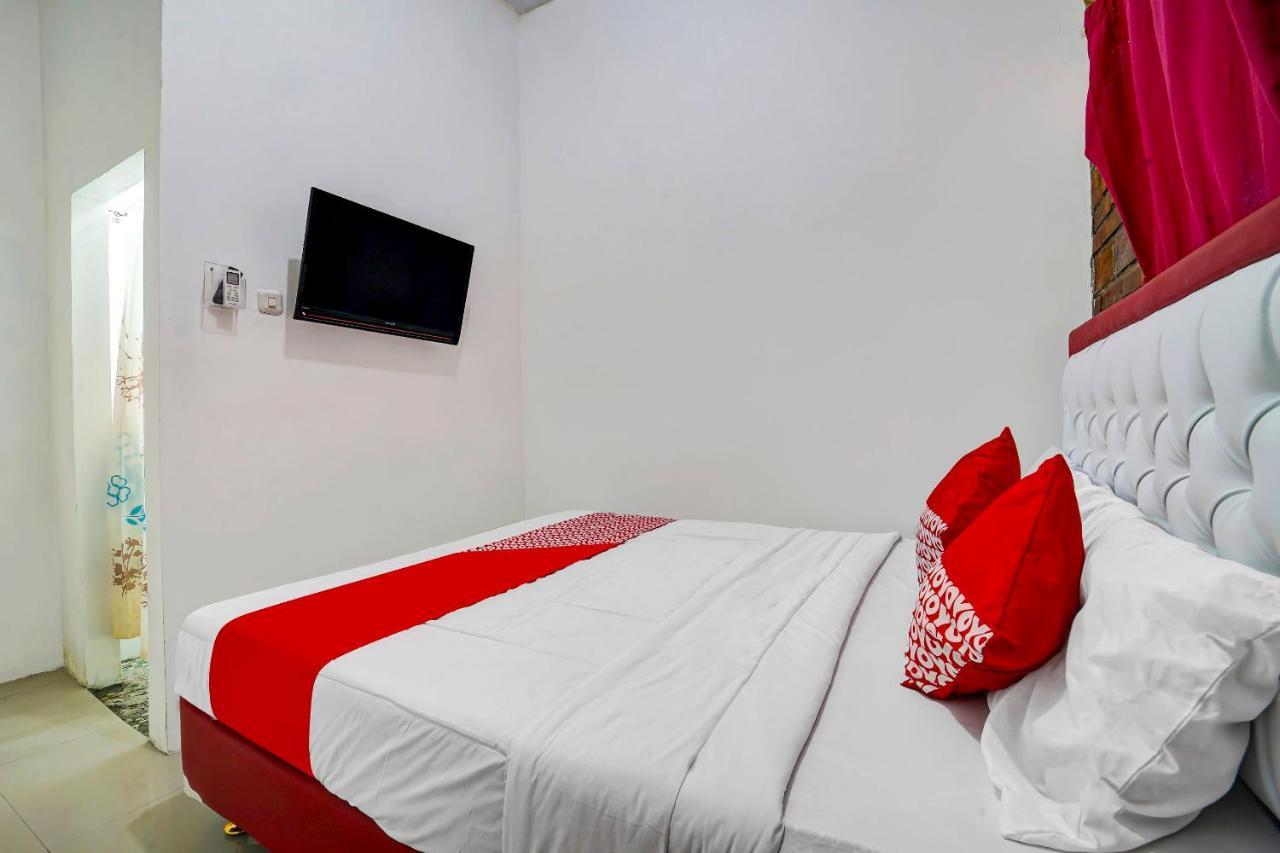 Super Oyo 91173 Guesthouse King Puntodewo Pakualaman Екстериор снимка